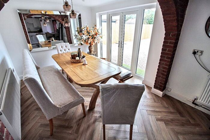3 Bedroom Bungalow For Sale In Hadley Park Road, Leegomery, Telford, TF1