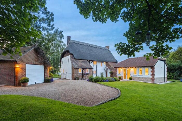 4 Bedroom Cottage For Sale In Thame Road, Chilton, HP18