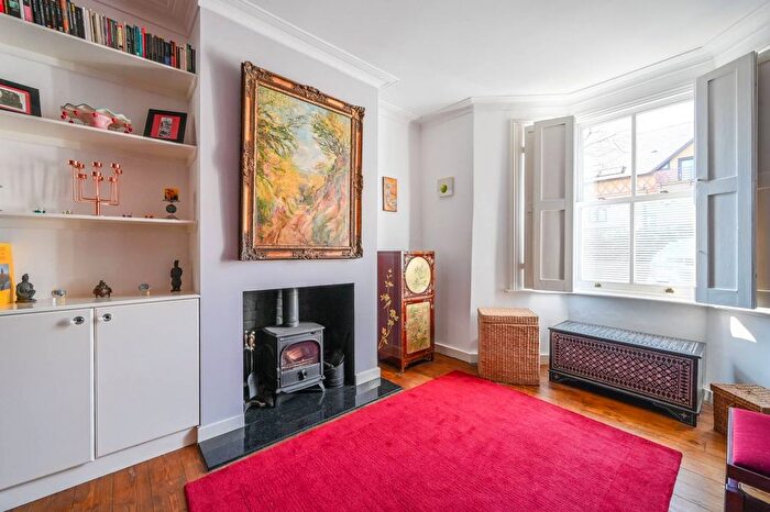 4 Bedroom Terraced House For Sale In Medway Road, Bow, London, E3