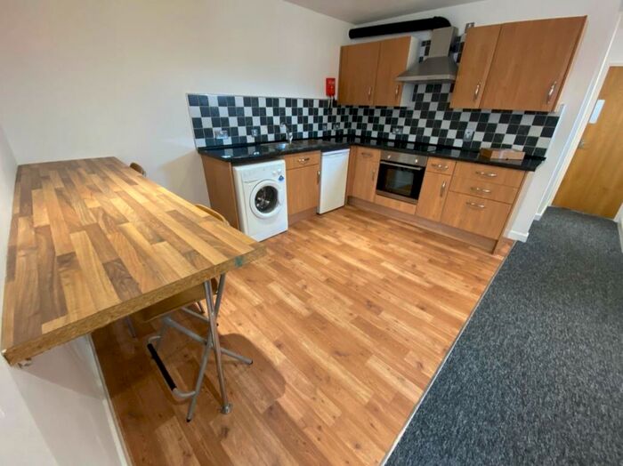 2 Bedroom Apartment To Rent In Edric House, The Rushes, Loughborough, LE11