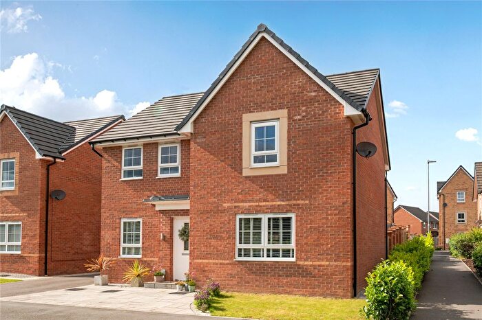 4 Bedroom Detached House For Sale In Welles Avenue, Methley, Leeds, West Yorkshire, LS26