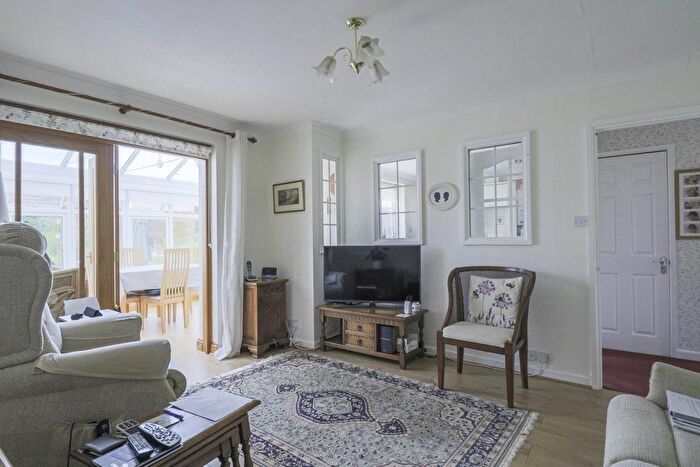 2 Bedroom Bungalow For Sale In Moorcroft Road, Hutton Village, Weston-Super-Mare, BS24