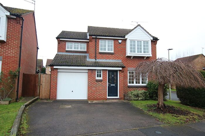 4 Bedroom Detached House To Rent In Ash Way, Wokingham, RG41