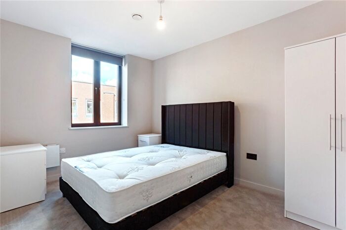1 Bedroom Flat To Rent In The Pressworks, - Northwood Street, Birmingham, West Midlands, B3
