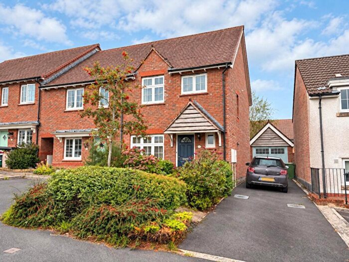 3 Bedroom End Of Terrace House For Sale In Park Grove, Holsworthy, Devon, EX22