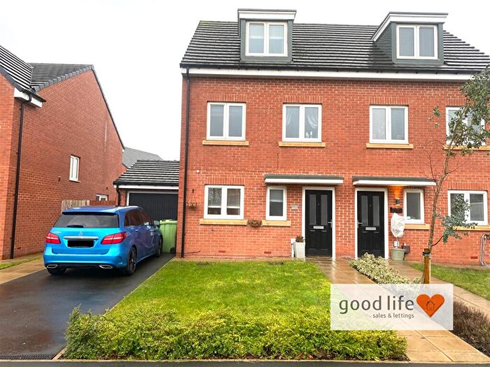 3 Bedroom Semi-Detached House For Sale In Newton Drive, Houghton Le Spring, DH4