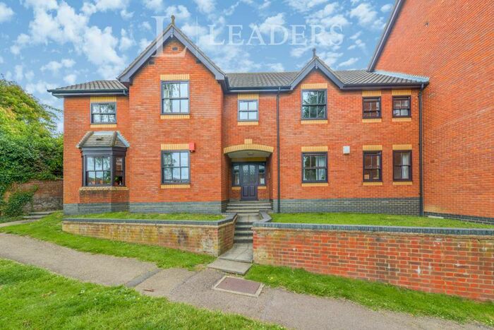 2 Bedroom Apartment To Rent In Henrys Grant, AL1