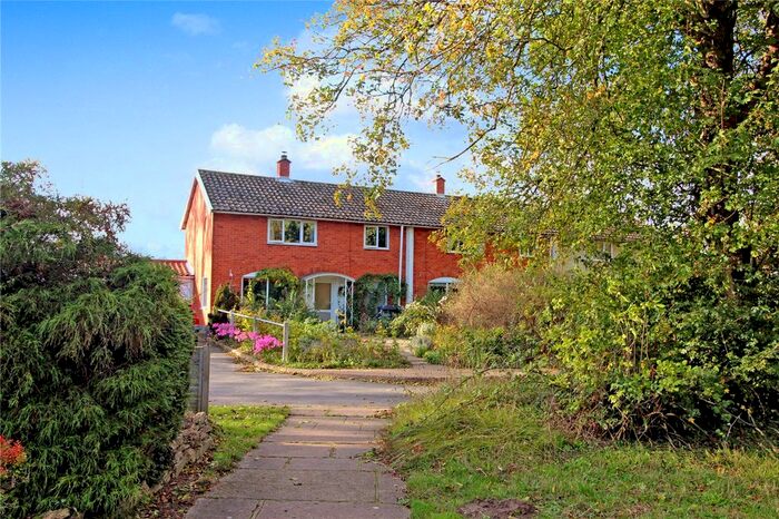 3 Bedroom End Of Terrace House For Sale In Church Road, Bergh Apton, Norwich, Norfolk NR15