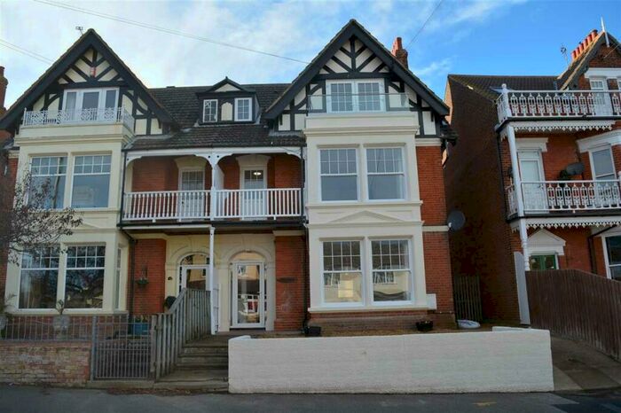 1 Bedroom Apartment To Rent In Woodcroft House, Bath Road, Felixstowe, IP11