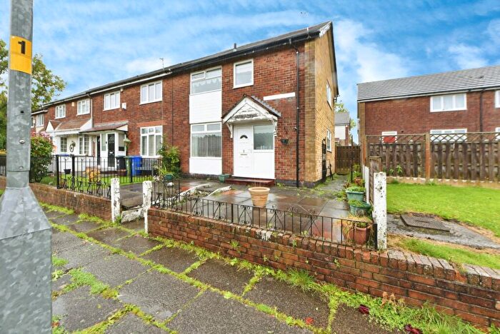 2 Bedroom End Of Terrace House For Sale In Cambourne Road, Hyde, Greater Manchester, SK14