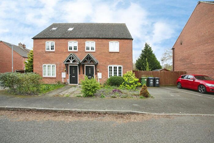 2 Bedroom Semi Detached House For Sale In Buchanan Road, Rugby, CV22