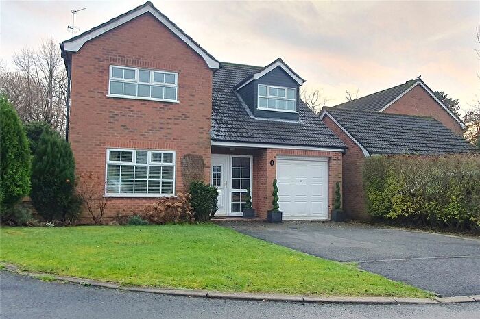 4 Bedroom Detached House For Sale In Argyll Close, Macclesfield, Cheshire, SK10