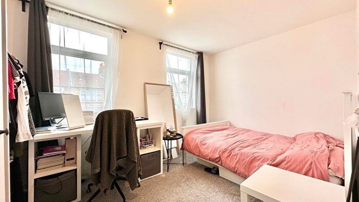 4 Bedroom Terraced House To Rent In Upperton Road West, London, E13