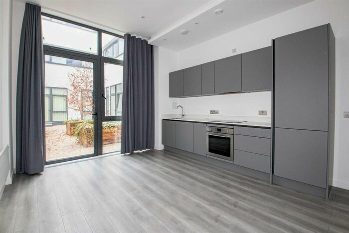 1 Bedroom Flat To Rent In Capital Drive, Milton Keynes, MK14