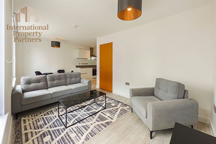 1 Bedroom Flat To Rent In Middlewood Plaza, Craven Street, Salford, M5