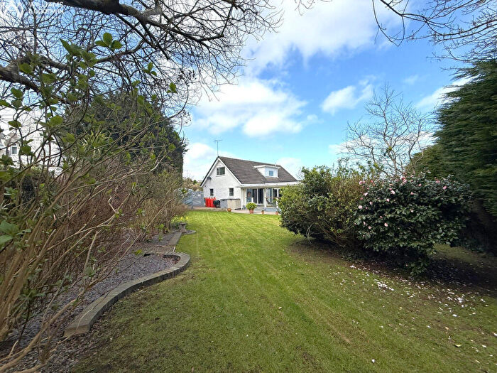 6 Bedroom Detached House For Sale In Bay View Road, Benllech, LL74