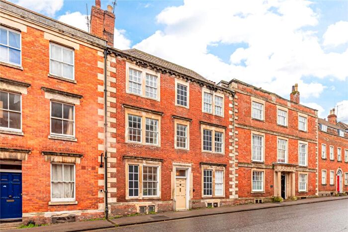 5 Bedroom Terraced House For Sale In Long Street, Devizes, Wiltshire, SN10