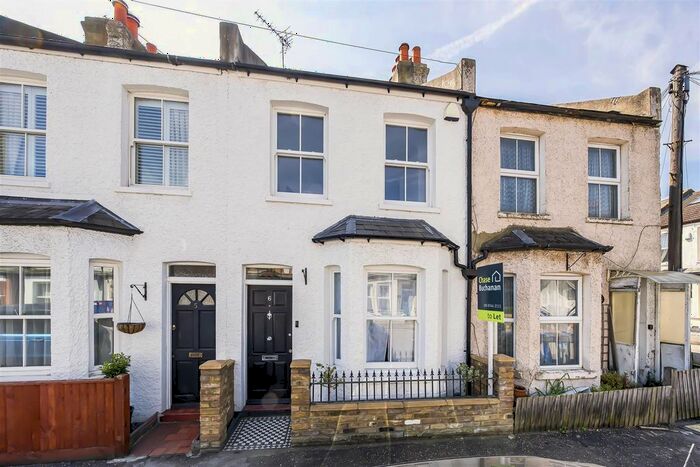 3 Bedroom Property To Rent In Camac Road, Twickenham, TW2