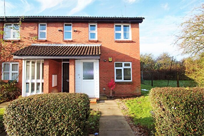 1 Bedroom Flat To Rent In Clarkes Drive, Uxbridge, Greater London, UB8