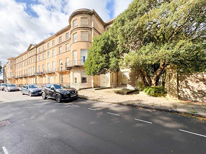 3 Bedroom Apartment For Sale In Sion Hill Place, Bath, BA1