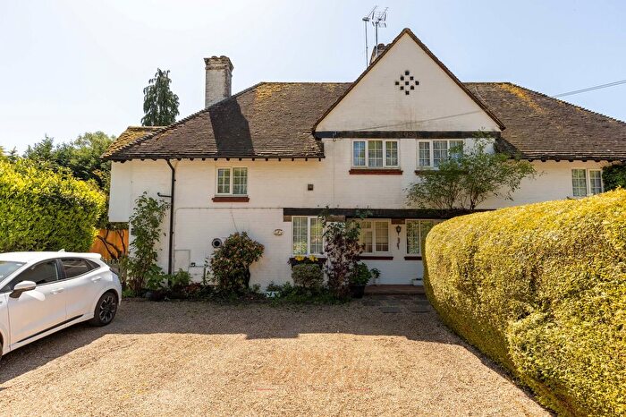 2 Bedroom Maisonette For Sale In Sandy Lane, Crawley Down, RH10