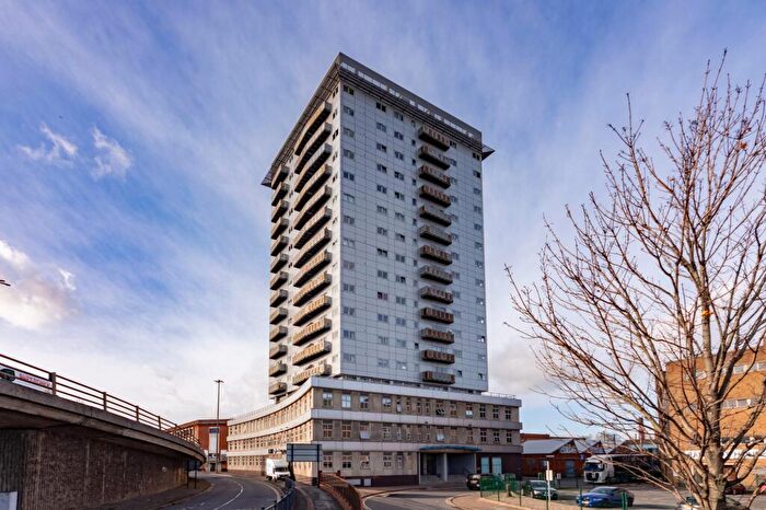 2 Bedroom Flat For Sale In Navigation Street, The Horizon, LE1