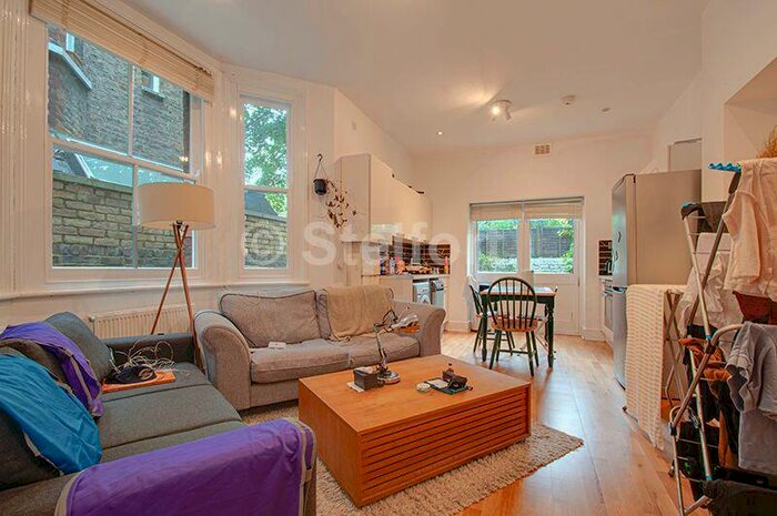 2 Bedroom Apartment To Rent In College Place, London, NW1