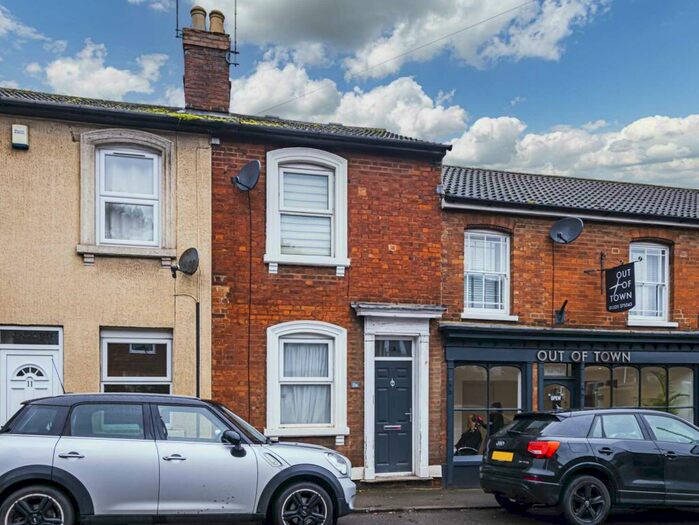 2 Bedroom Terraced House To Rent In Church Street, Leighton Buzzard, LU7