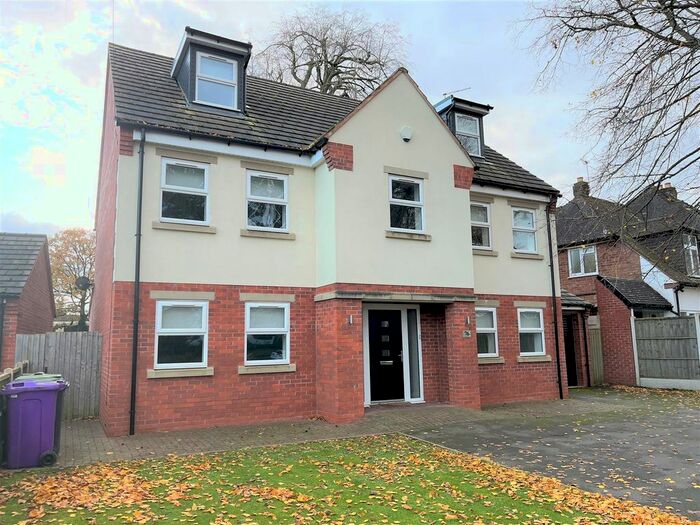 5 Bedroom Property To Rent In Finchfield Road West, Wolverhampton, WV3