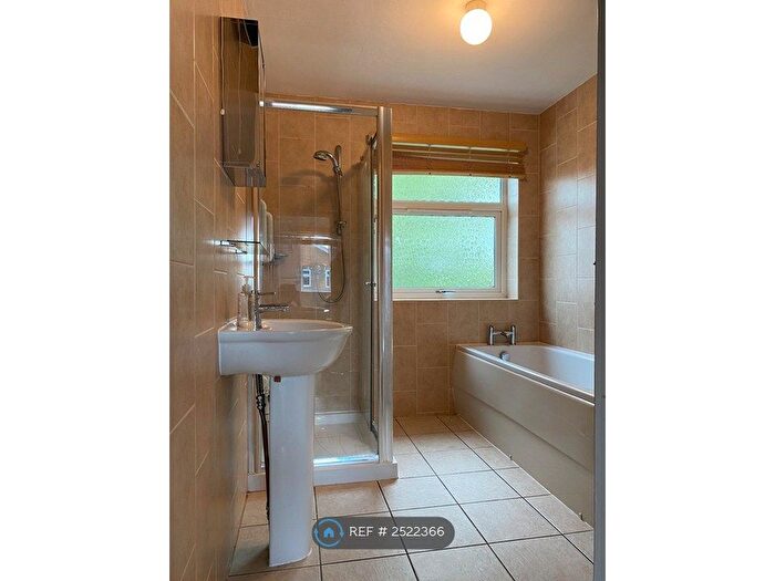 4 Bedroom Detached House To Rent In Birch Avenue, Ilkeston, DE7