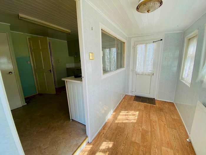 2 Bedroom Park Home For Sale In Lighthouse Park, St. Brides Wentlooge