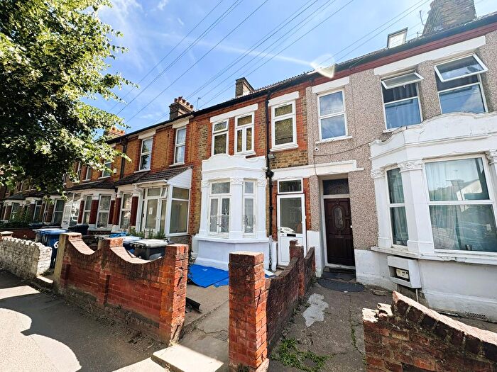 4 Bedroom Terraced House For Sale In Florence Road, Southall, UB2