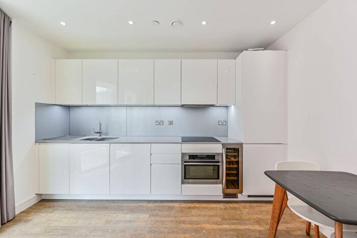 Studio To Rent In Nine Elms Point, Nine Elms, London, SW8