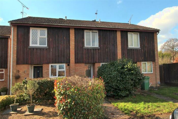 2 Bedroom Terraced House To Rent In Goldsworth Park, Woking, Surrey, GU21