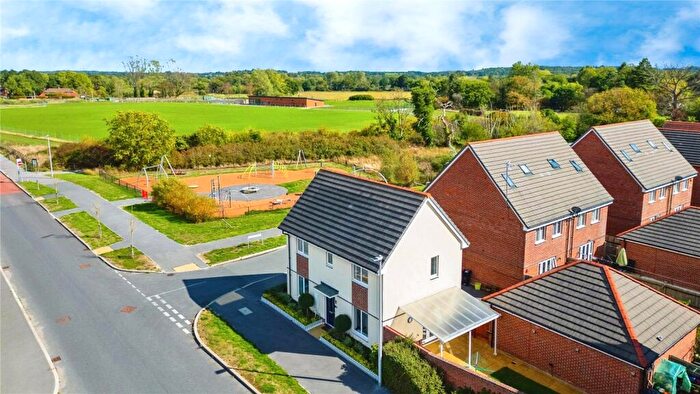 3 Bedroom Detached House For Sale In Bays Crescent, Spencers Wood, Reading, Berkshire, RG7