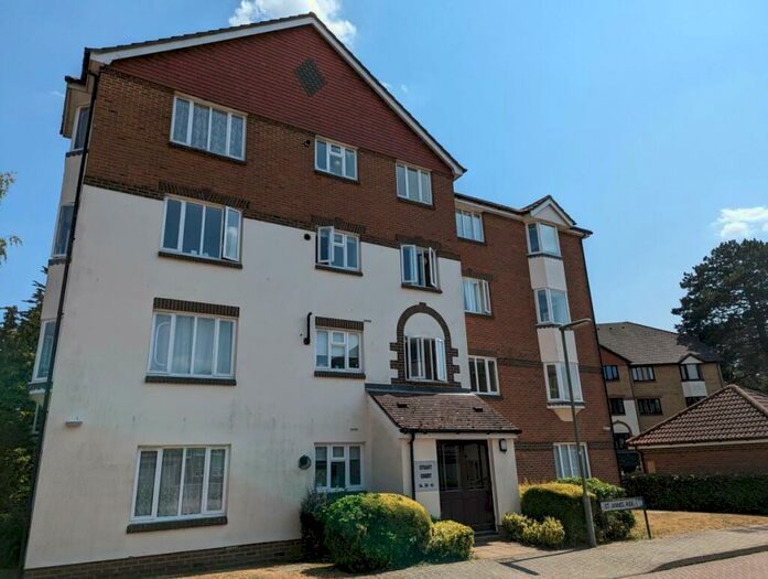 1 Bedroom Apartment To Rent In St Annes Rise, Redhill, RH1