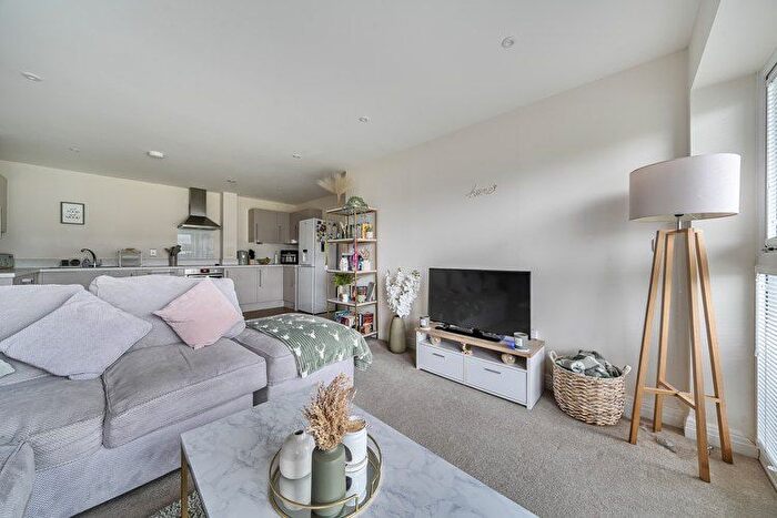 2 Bedroom Flat For Sale In Shapiro House, Stevenage, Hertfordshire, SG1