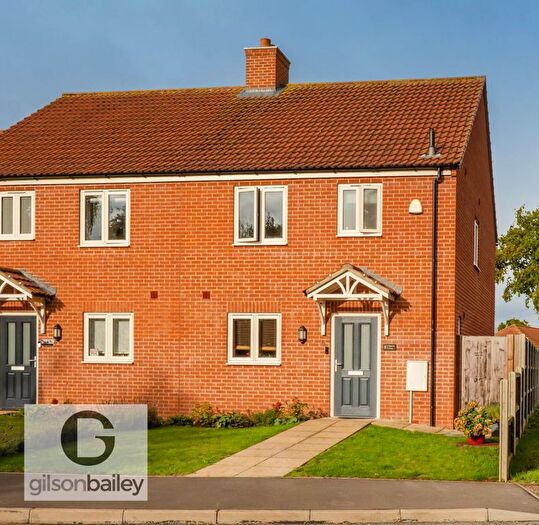 3 Bedroom End Terrace House For Sale In Neaves Close, Catfield, NR29