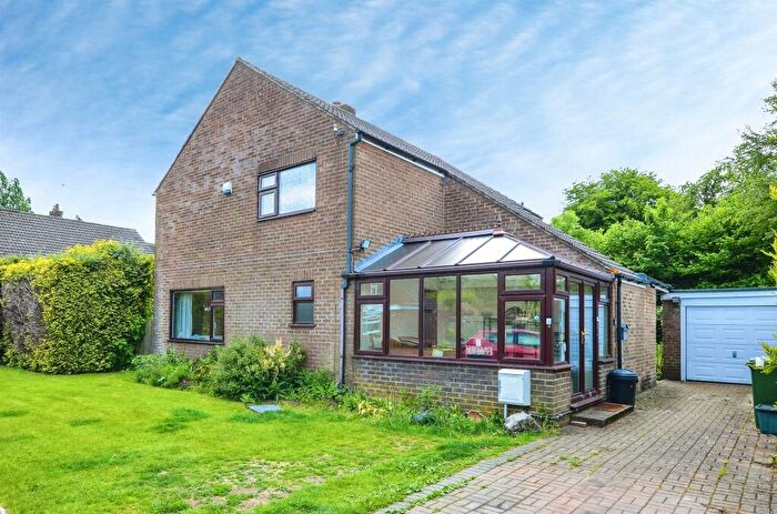 4 Bedroom Detached House For Sale In Warrender Road, Chesham, HP5