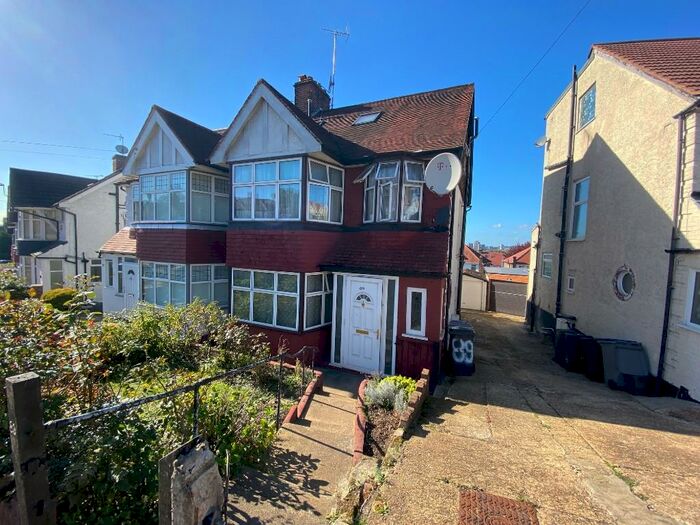 Studio To Rent In Tanfield Avenue, London, NW2