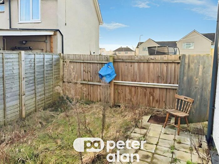 1 Bedroom Flat To Rent In Trebanog Crescent, Cardiff, CF3