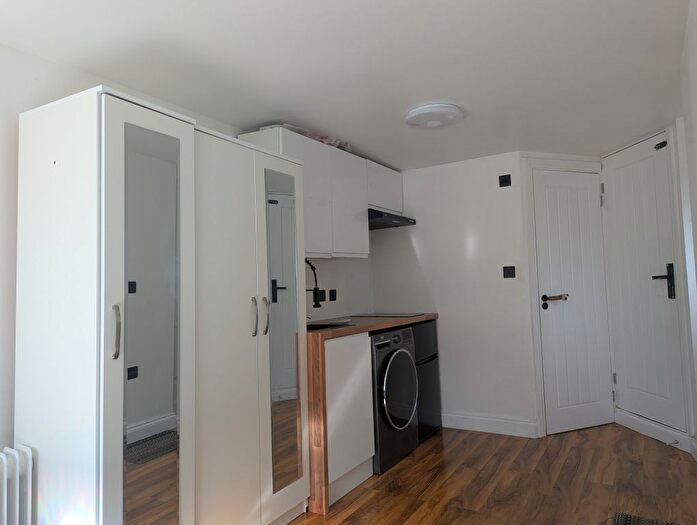 1 Bedroom Studio To Rent In Stowford Road, Oxford, OX3