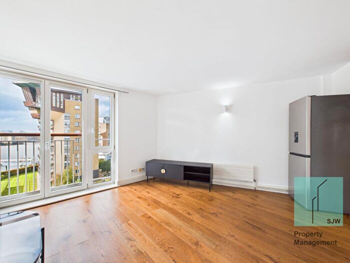 2 Bedroom Apartment To Rent In Westferry Road, Franklin Building, E14