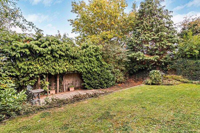 2 Bedroom Detached Bungalow For Sale In Castle Road, Hadleigh, IP7