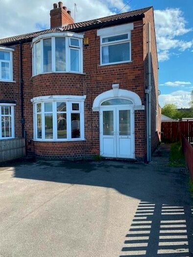 3 Bedroom Semi-Detached House To Rent In Willerby Road, Hull, HU5