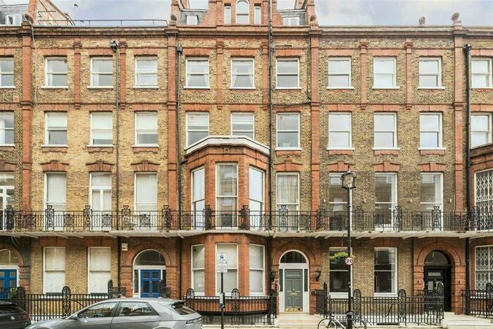 2 Bedroom Flat To Rent In Nottingham Place, London, W1U