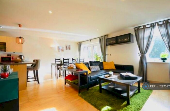 2 Bedroom Flat To Rent In Dukes Wharf, Nottingham, NG7