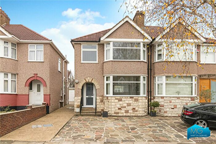 3 Bedroom House To Rent In Lynton Avenue, Colindale, London, NW9