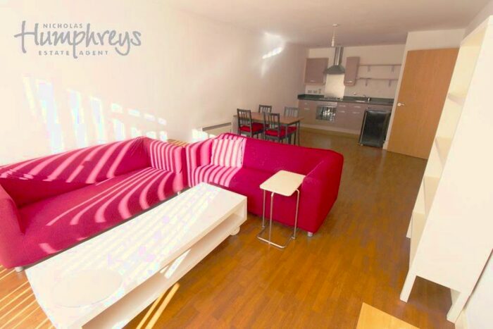 1 Bedroom Flat To Rent In Sherborne Street - - Viewings, B16