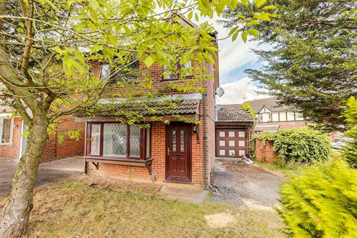 3 Bedroom Detached House For Sale In Bolingey Way, Hucknall, Nottinghamshire, NG15